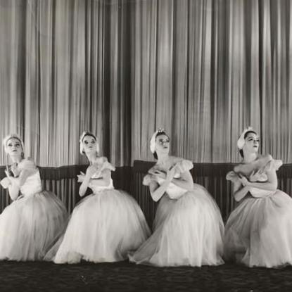Royal Winnipeg Ballet School, Baby Swans, 1958